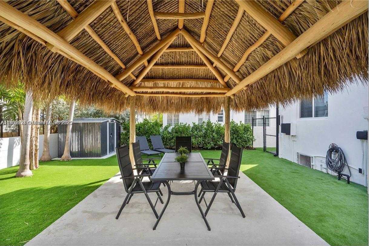 Small Image of 815 WEST 39TH ST #1, Miami Beach Number 3