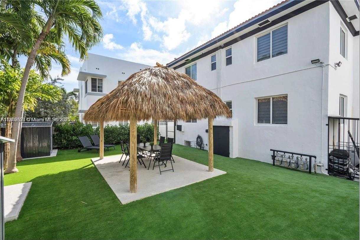 Small Image of 815 WEST 39TH ST #1, Miami Beach Number 4