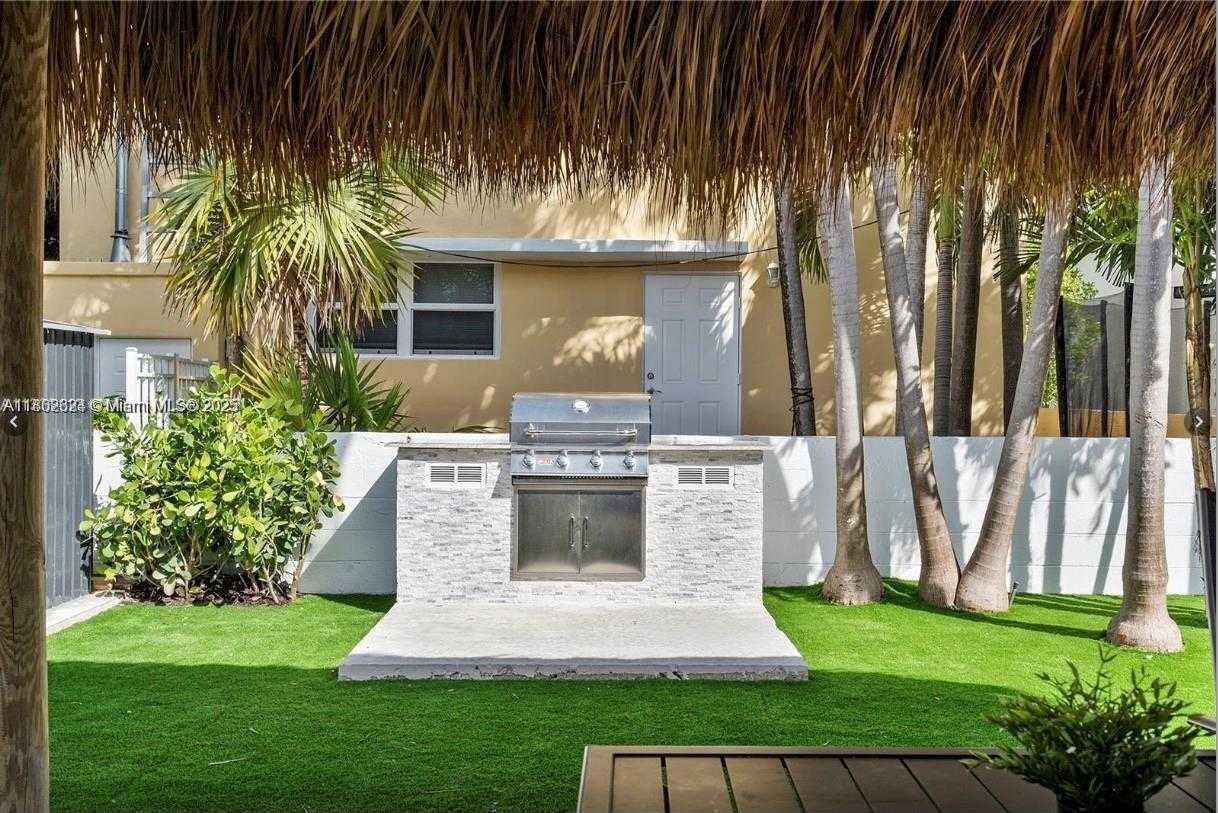 Small Image of 815 WEST 39TH ST #1, Miami Beach Number 5