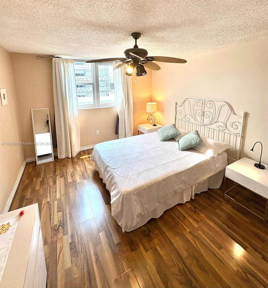 Small Image of 720 COLLINS AVE #308, Miami Beach Number 10