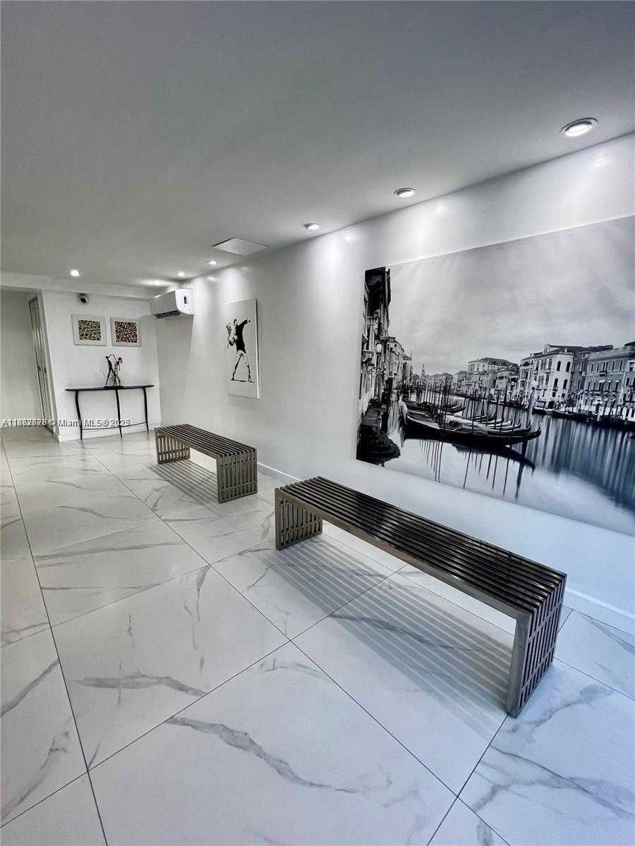 Small Image of 720 COLLINS AVE #308, Miami Beach Number 14