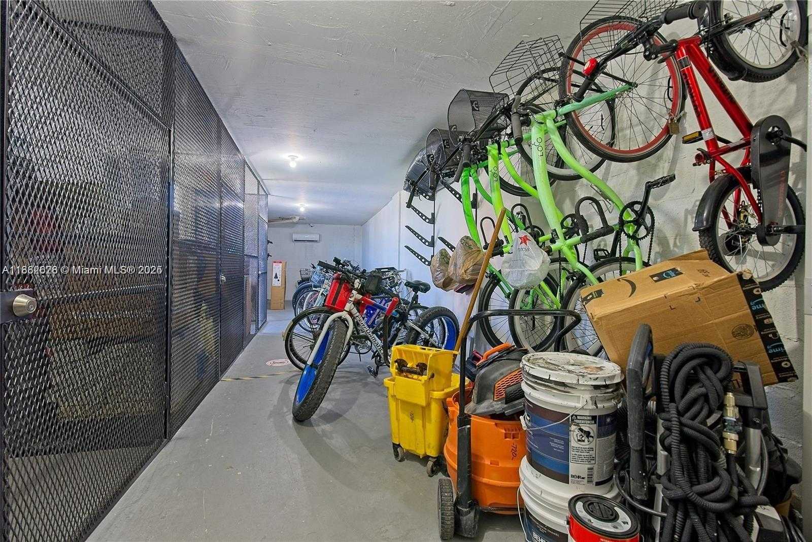Small Image of 720 COLLINS AVE #308, Miami Beach Number 18