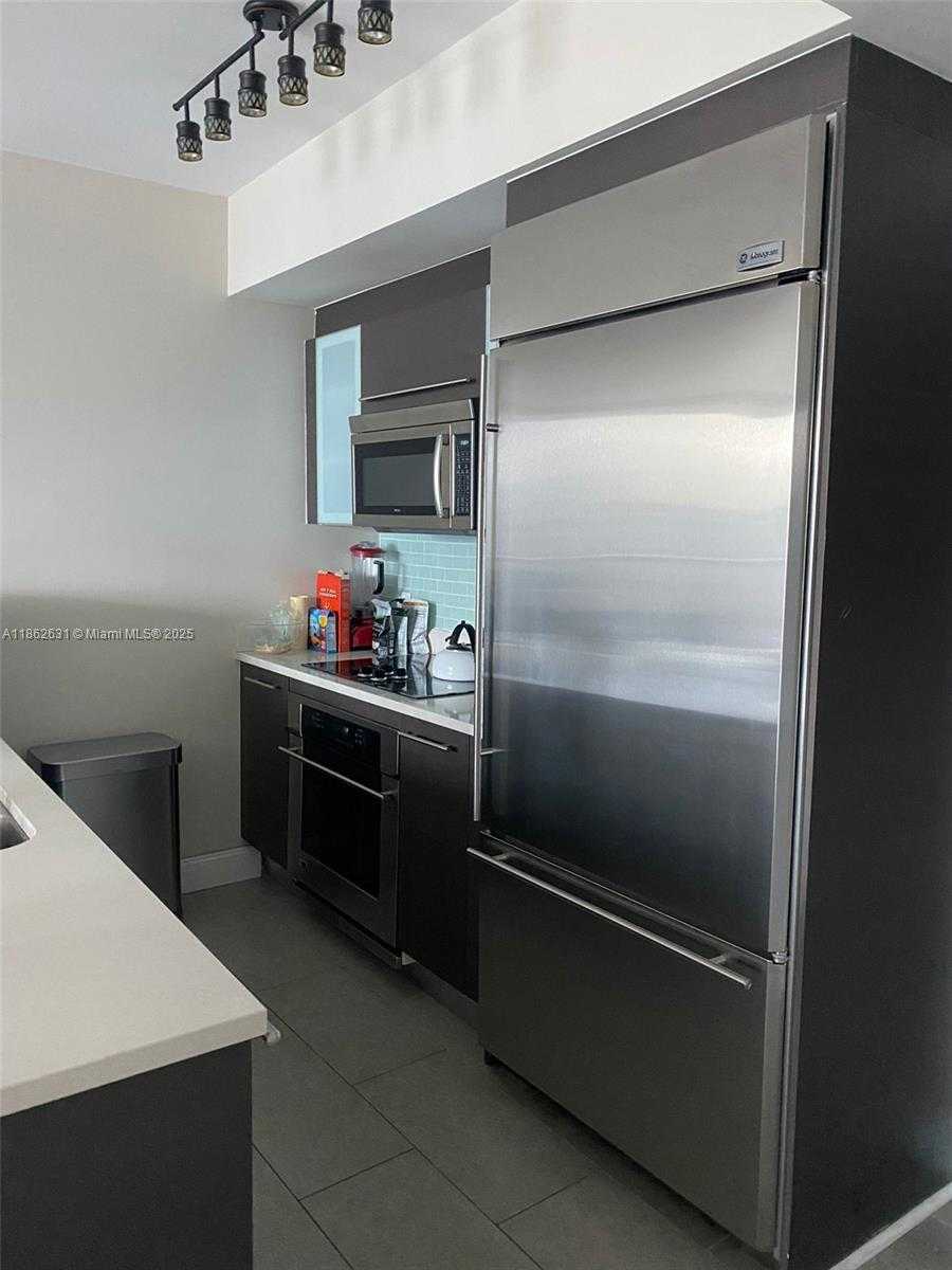 Small Image of 55 SOUTH EAST 6TH ST #3004, Miami Number 4