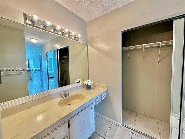 Small Image of 3800 SOUTH OCEAN DR #618, Hollywood Number 14