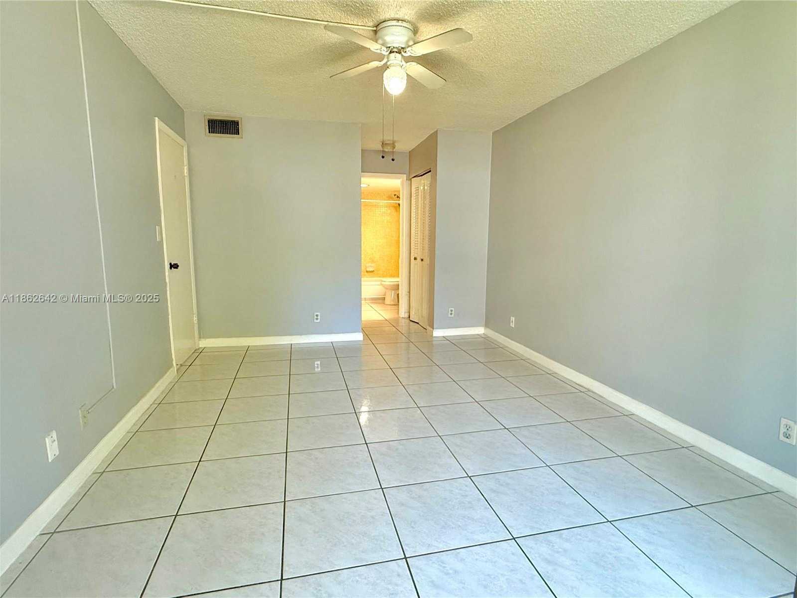 Small Image of 2781 TAFT ST #208, Hollywood Number 10