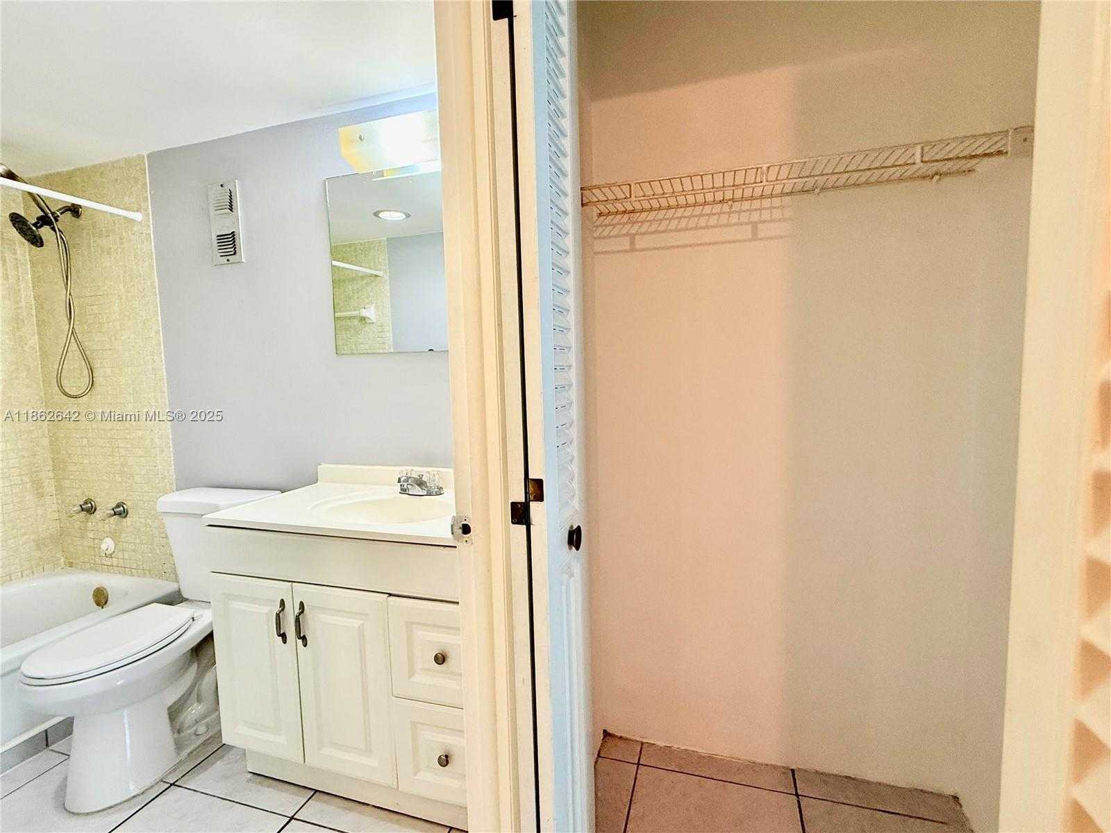 Small Image of 2781 TAFT ST #208, Hollywood Number 12