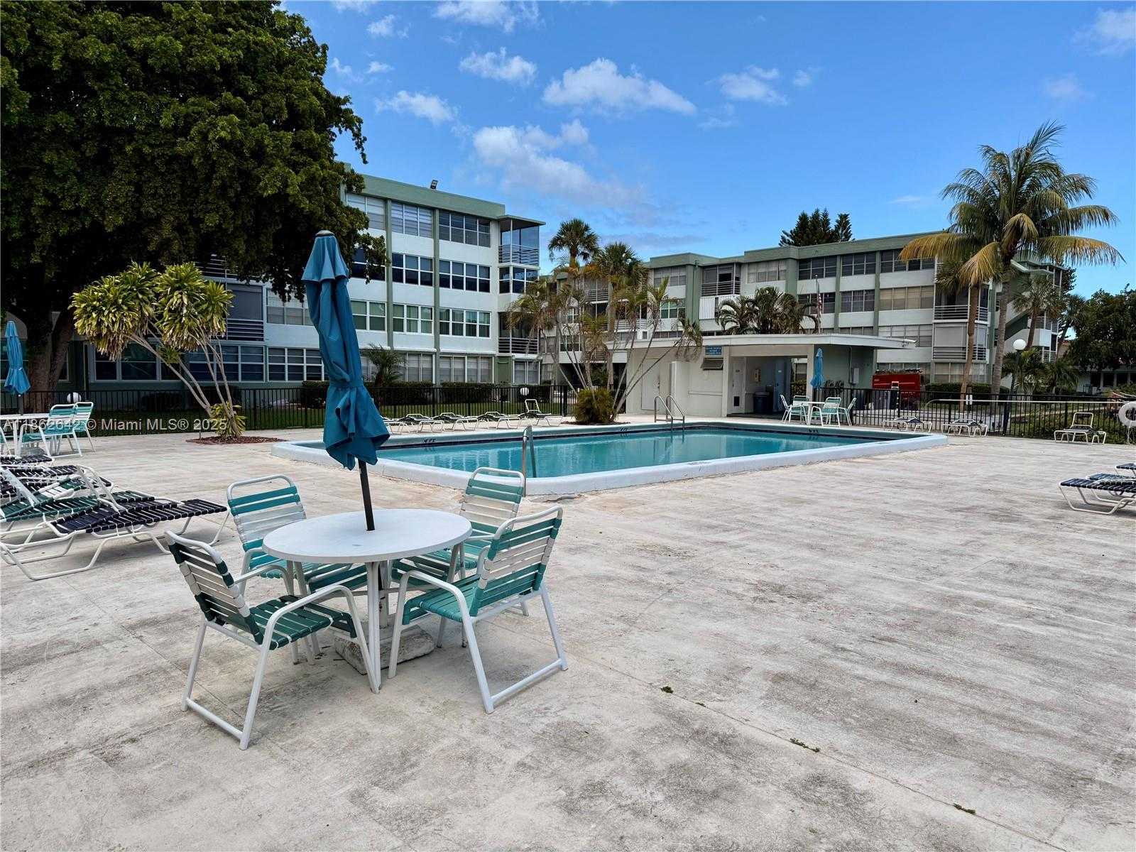 Small Image of 2781 TAFT ST #208, Hollywood Number 21