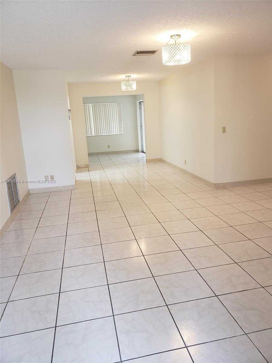 Small Image of 708 SOUTH WEST 24TH ST, Boynton Beach Number 11