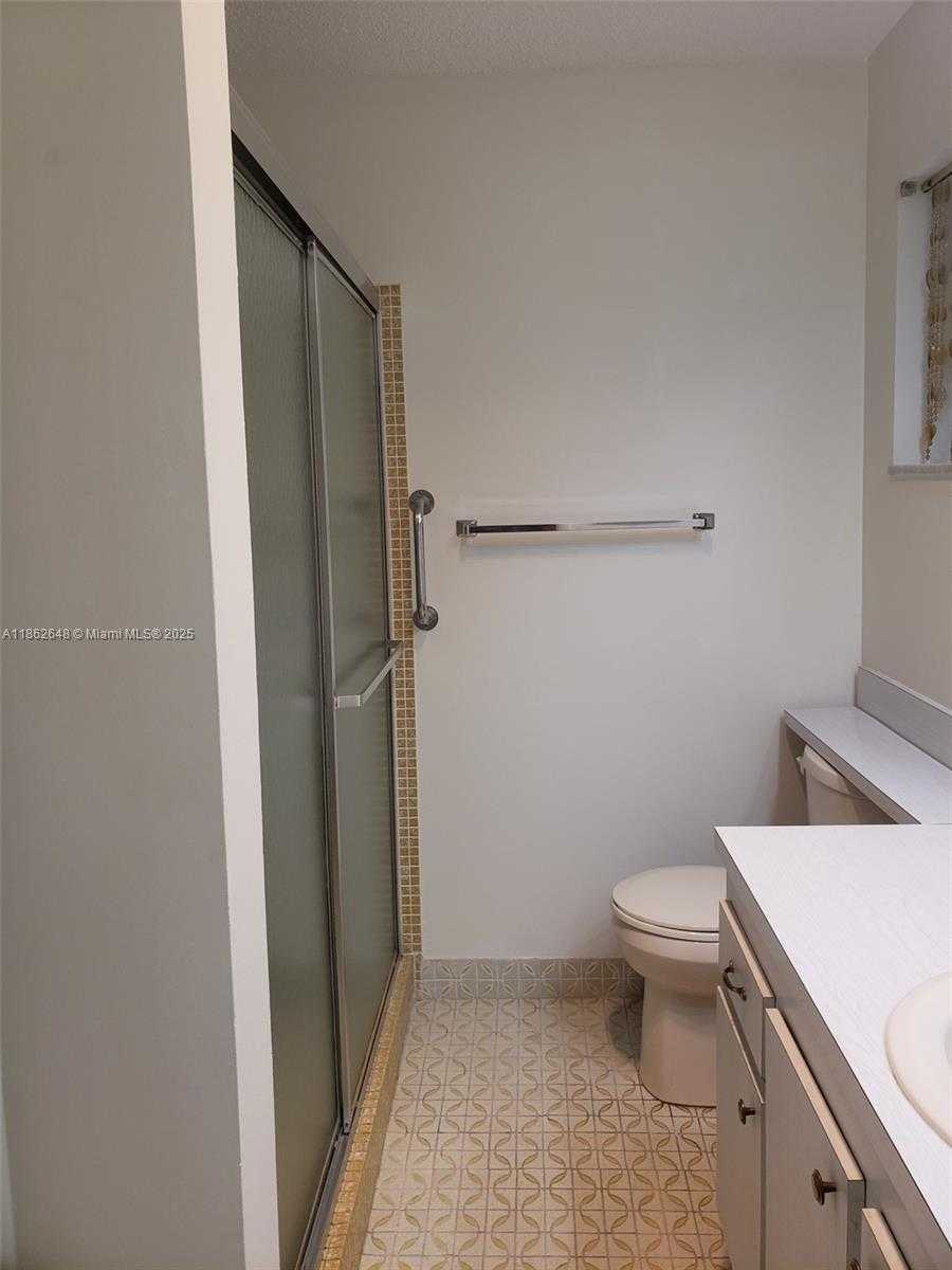 Small Image of 708 SOUTH WEST 24TH ST, Boynton Beach Number 19