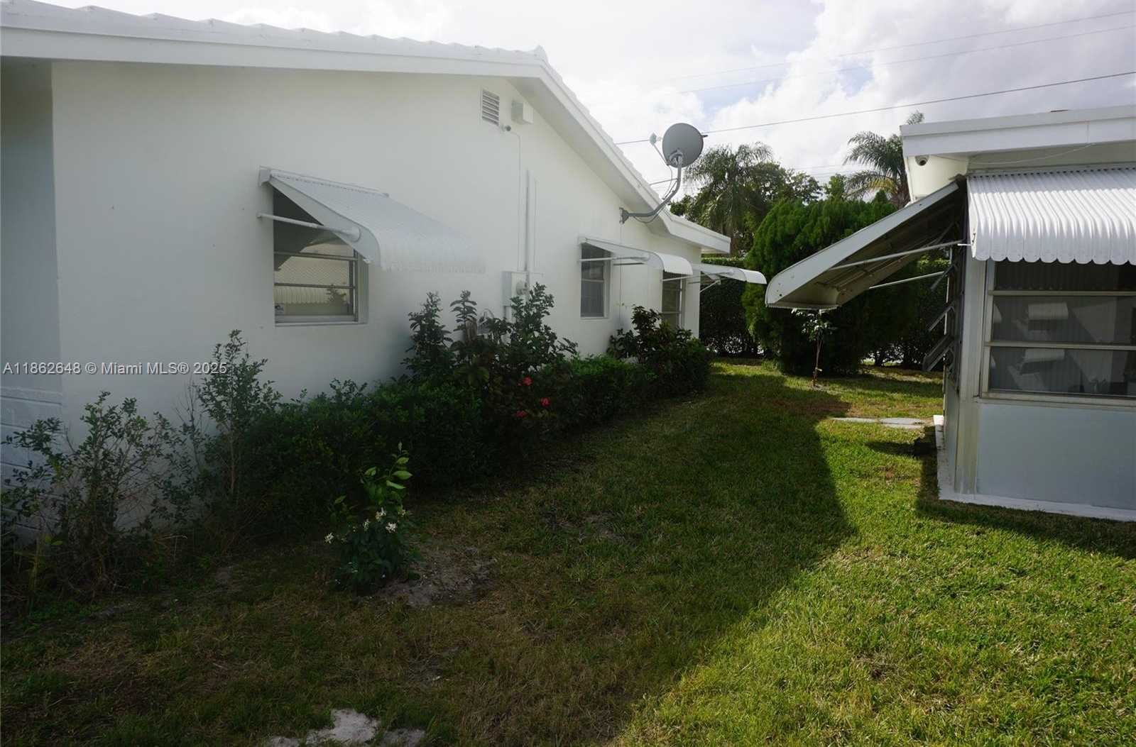 Small Image of 708 SOUTH WEST 24TH ST, Boynton Beach Number 30