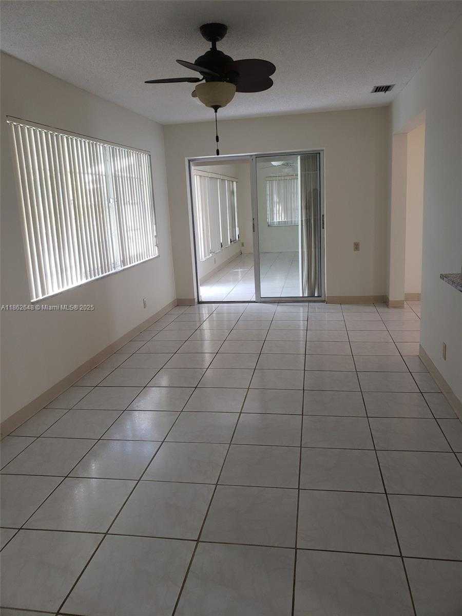 Small Image of 708 SOUTH WEST 24TH ST, Boynton Beach Number 6
