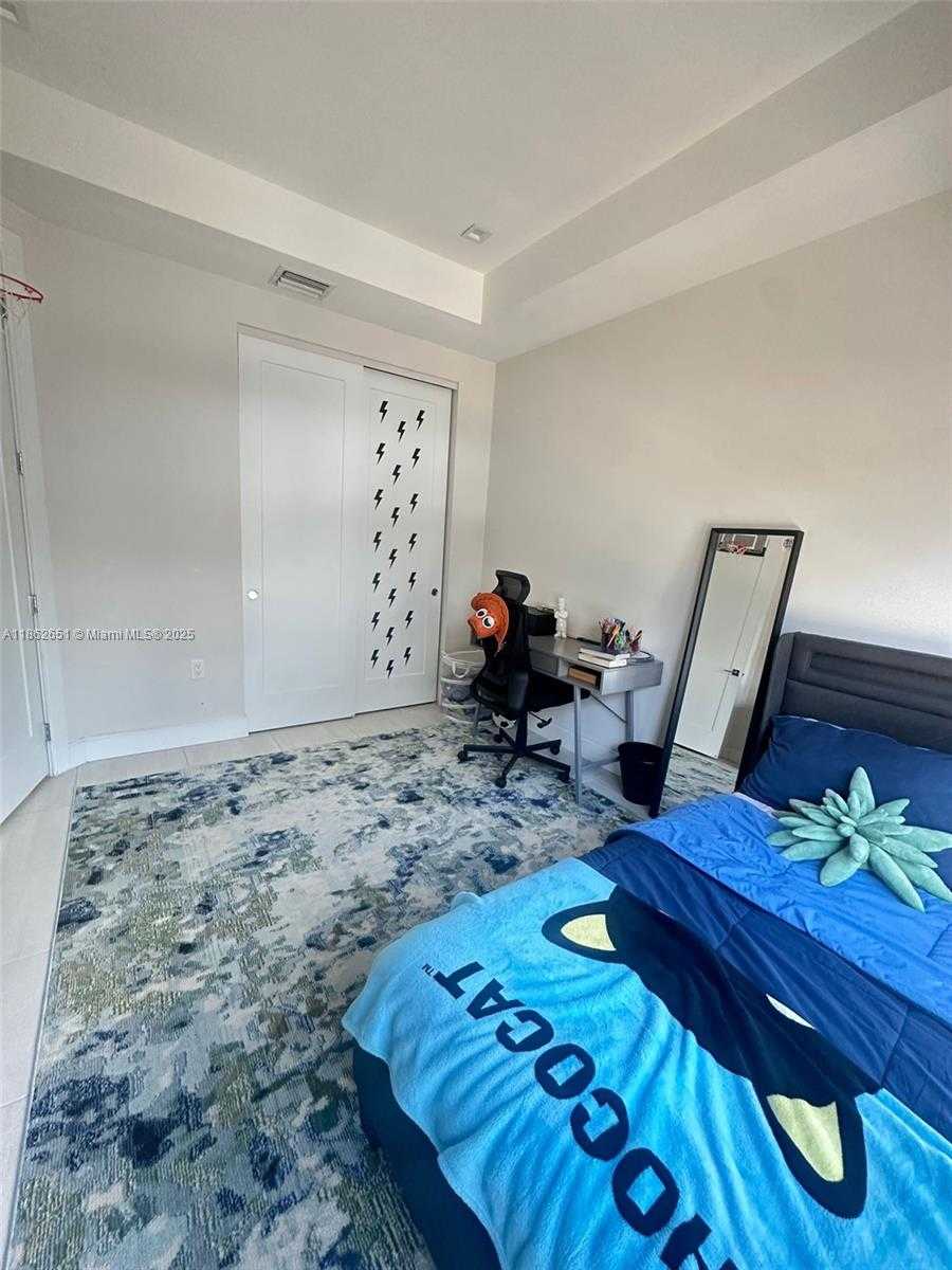 Small Image of 8443 NORTH WEST 47TH ST #8443, Doral Number 14