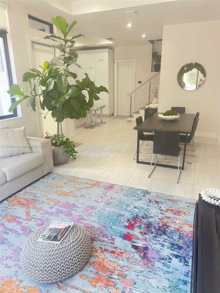 Small Image of 8443 NORTH WEST 47TH ST #8443, Doral Number 5