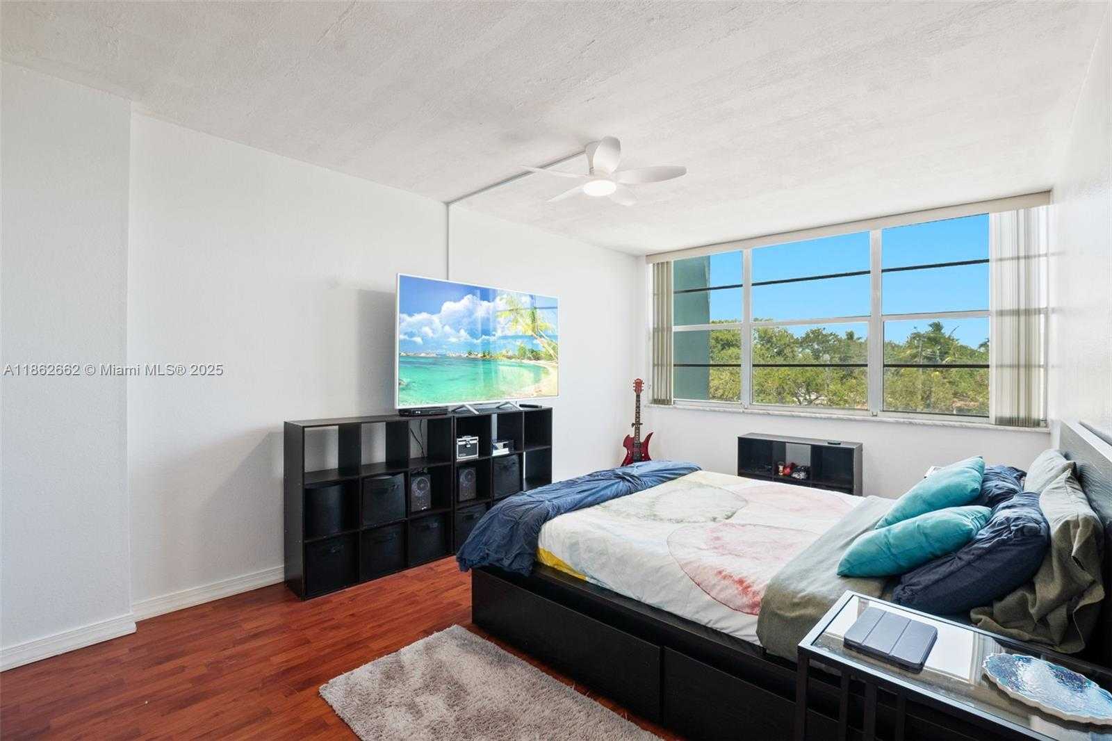 Small Image of 2771 TAFT ST #303, Hollywood Number 17