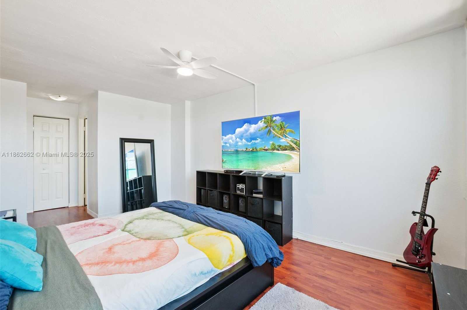 Small Image of 2771 TAFT ST #303, Hollywood Number 20