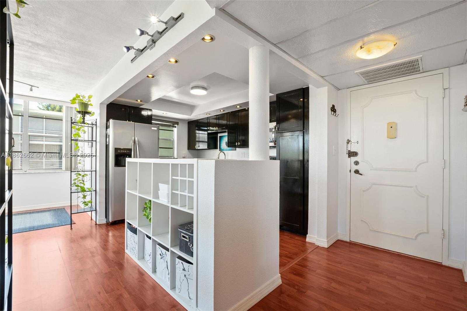 Small Image of 2771 TAFT ST #303, Hollywood Number 3