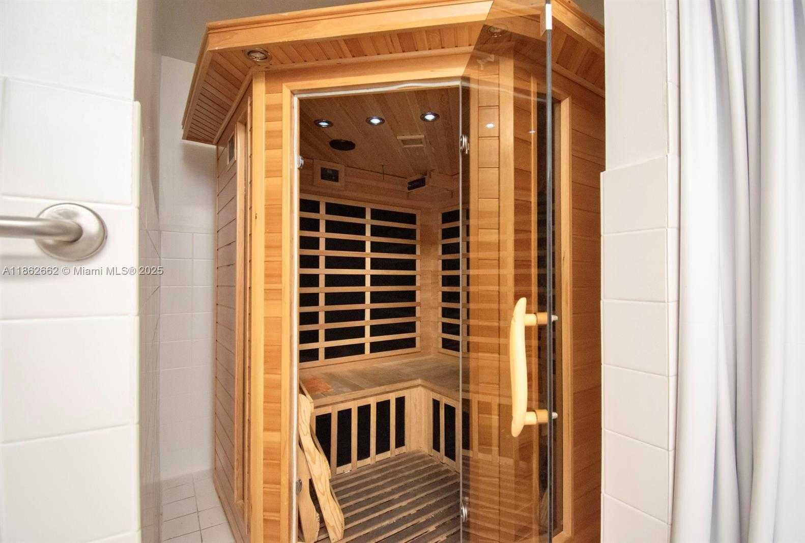 Small Image of 2771 TAFT ST #303, Hollywood Number 38