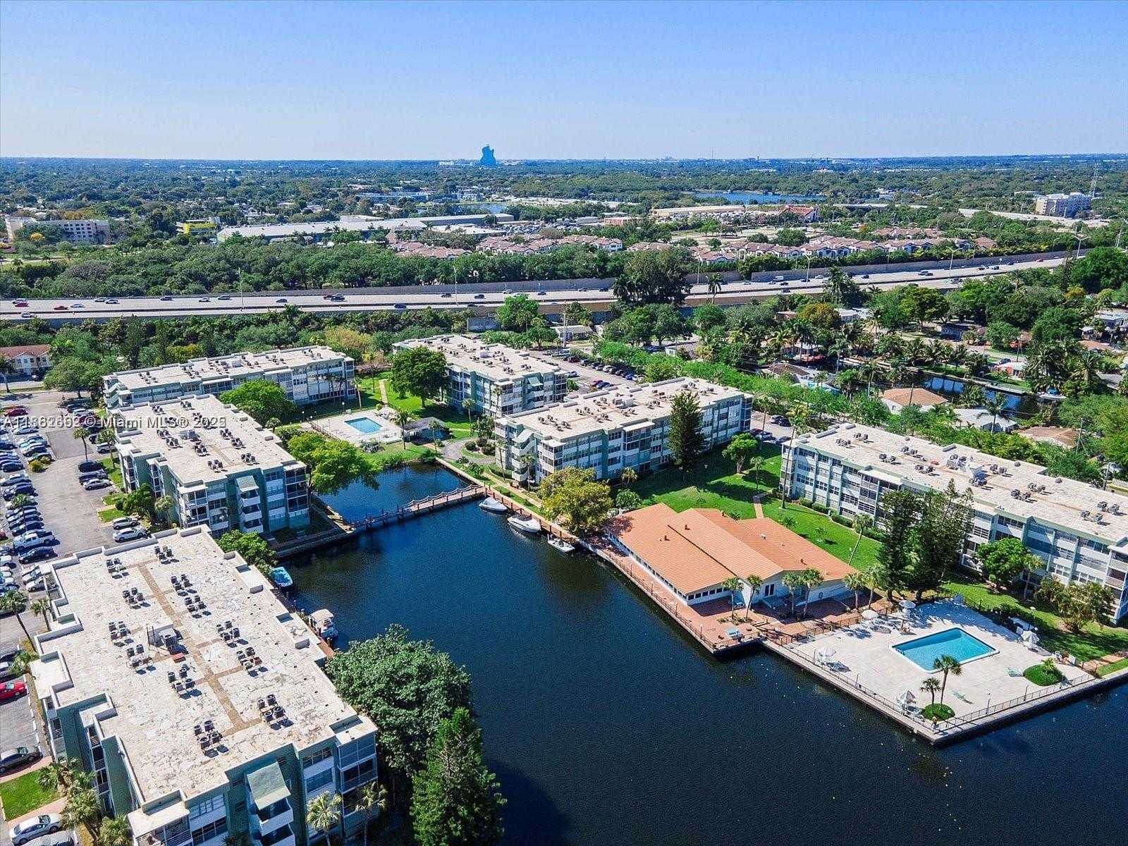 Small Image of 2771 TAFT ST #303, Hollywood Number 44