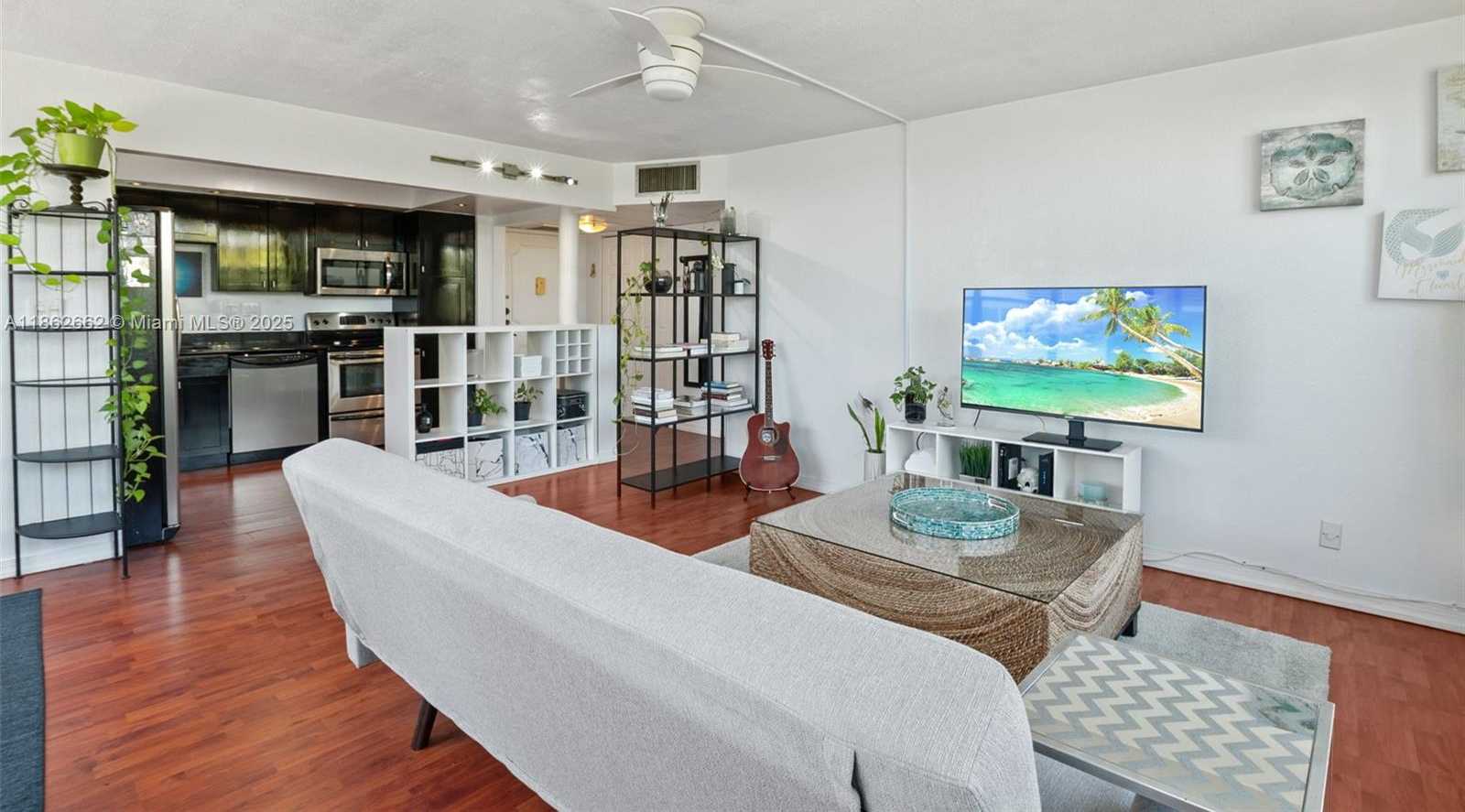 Small Image of 2771 TAFT ST #303, Hollywood Number 5