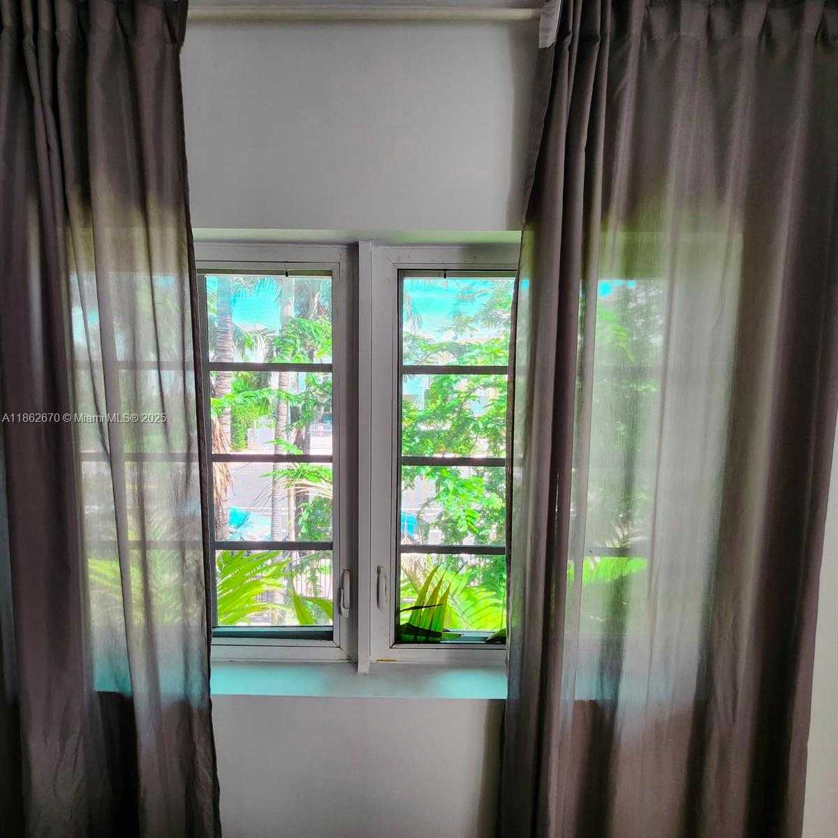 Small Image of 1410 EUCLID AVE #5, Miami Beach Number 7