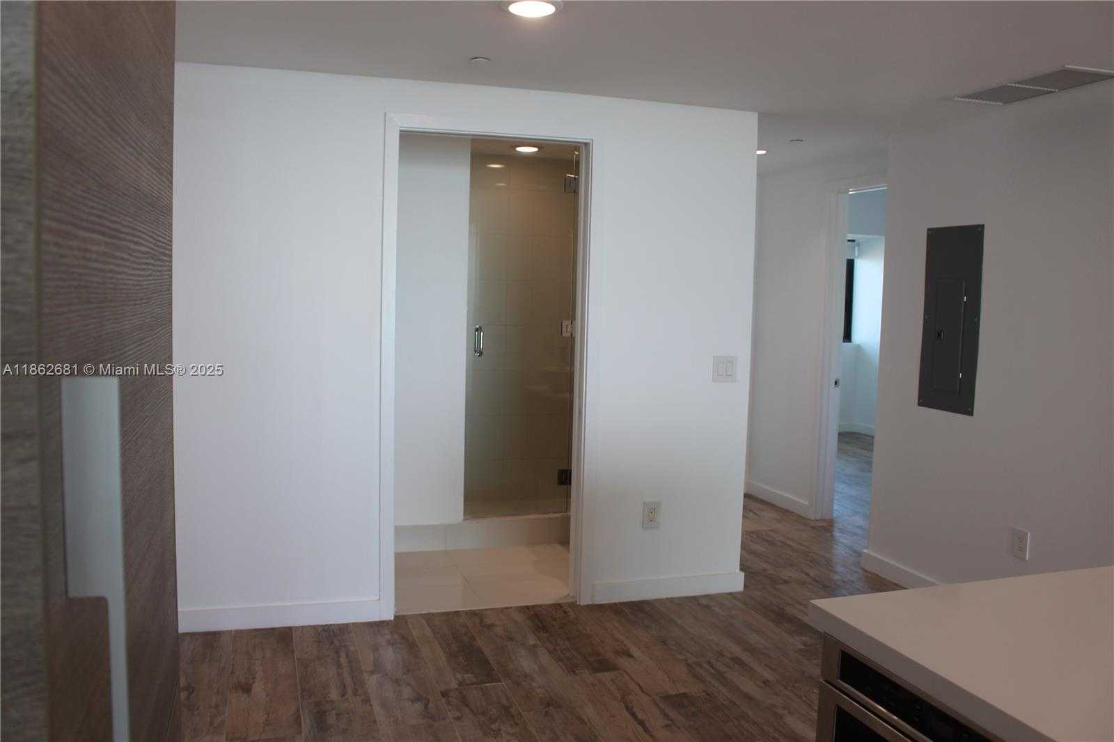 Small Image of 650 NORTH EAST 32ND ST #3703, Miami Number 11