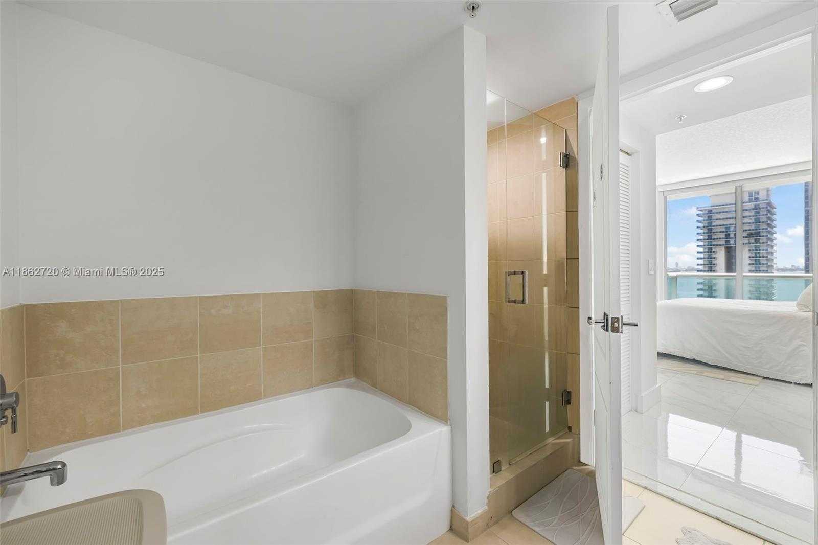 Small Image of 333 NORTH EAST 24TH ST #1509, Miami Number 26