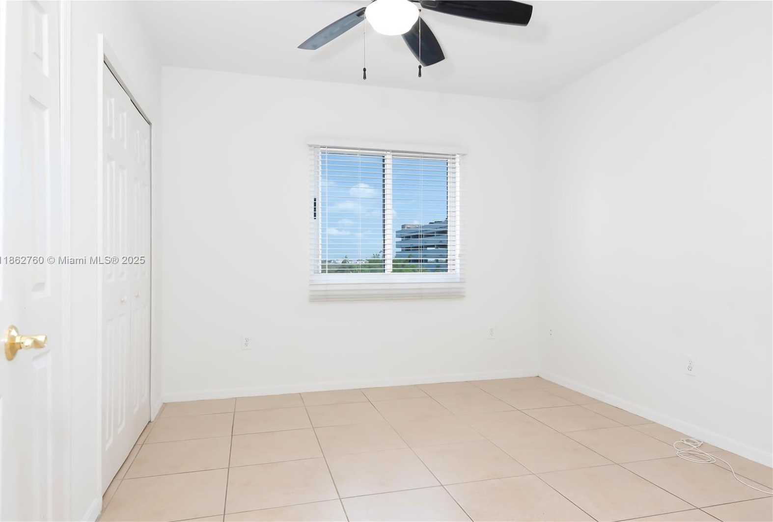 Small Image of 3500 CORAL WAY #702, Miami Number 17