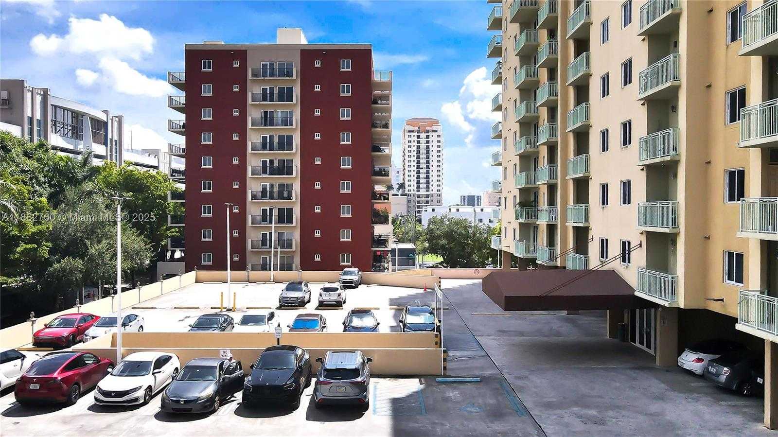 Small Image of 3500 CORAL WAY #702, Miami Number 25