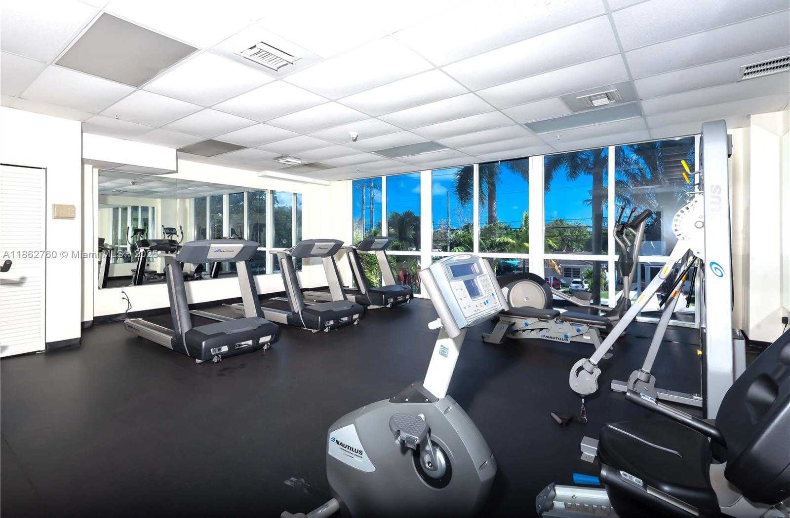 Small Image of 3500 CORAL WAY #702, Miami Number 26