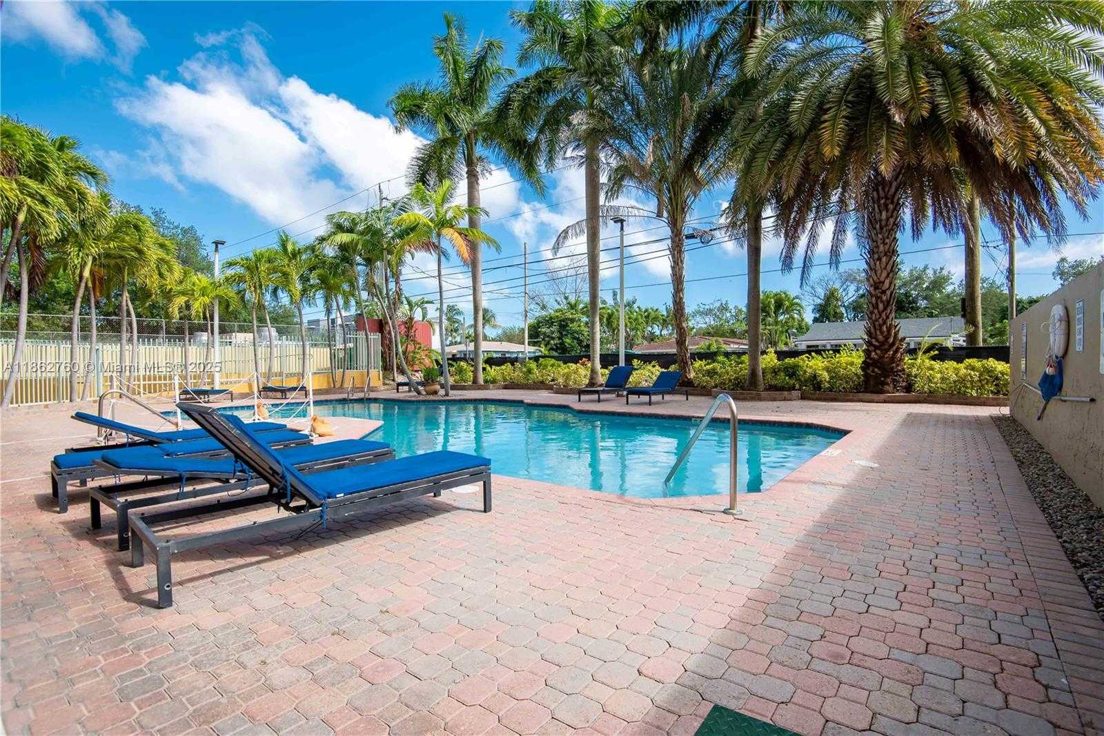 Small Image of 3500 CORAL WAY #702, Miami Number 29