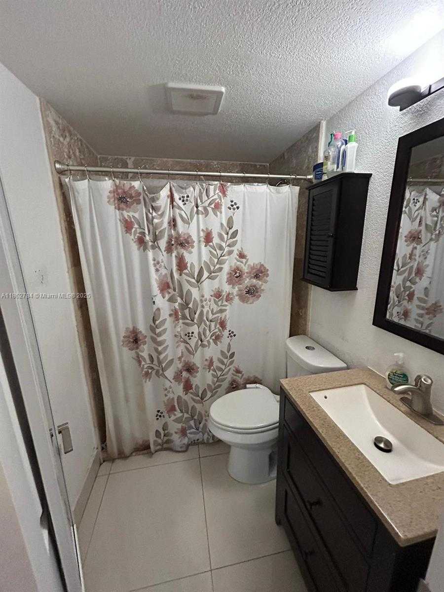 Small Image of 523 SOUTH 16TH AVE, Hollywood Number 46