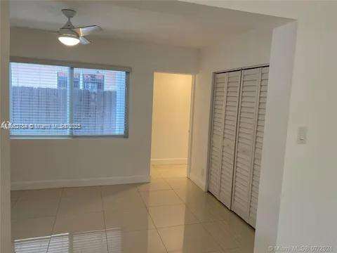 Small Image of 523 SOUTH 16TH AVE, Hollywood Number 50