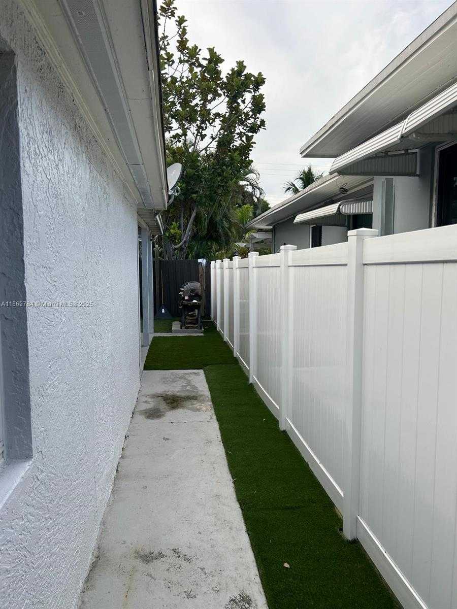 Small Image of 523 SOUTH 16TH AVE, Hollywood Number 56