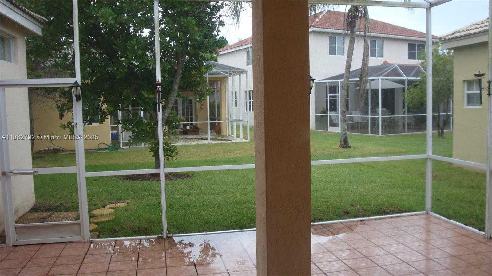 Small Image of 4302 FOXTAIL LN #4302, Weston Number 6