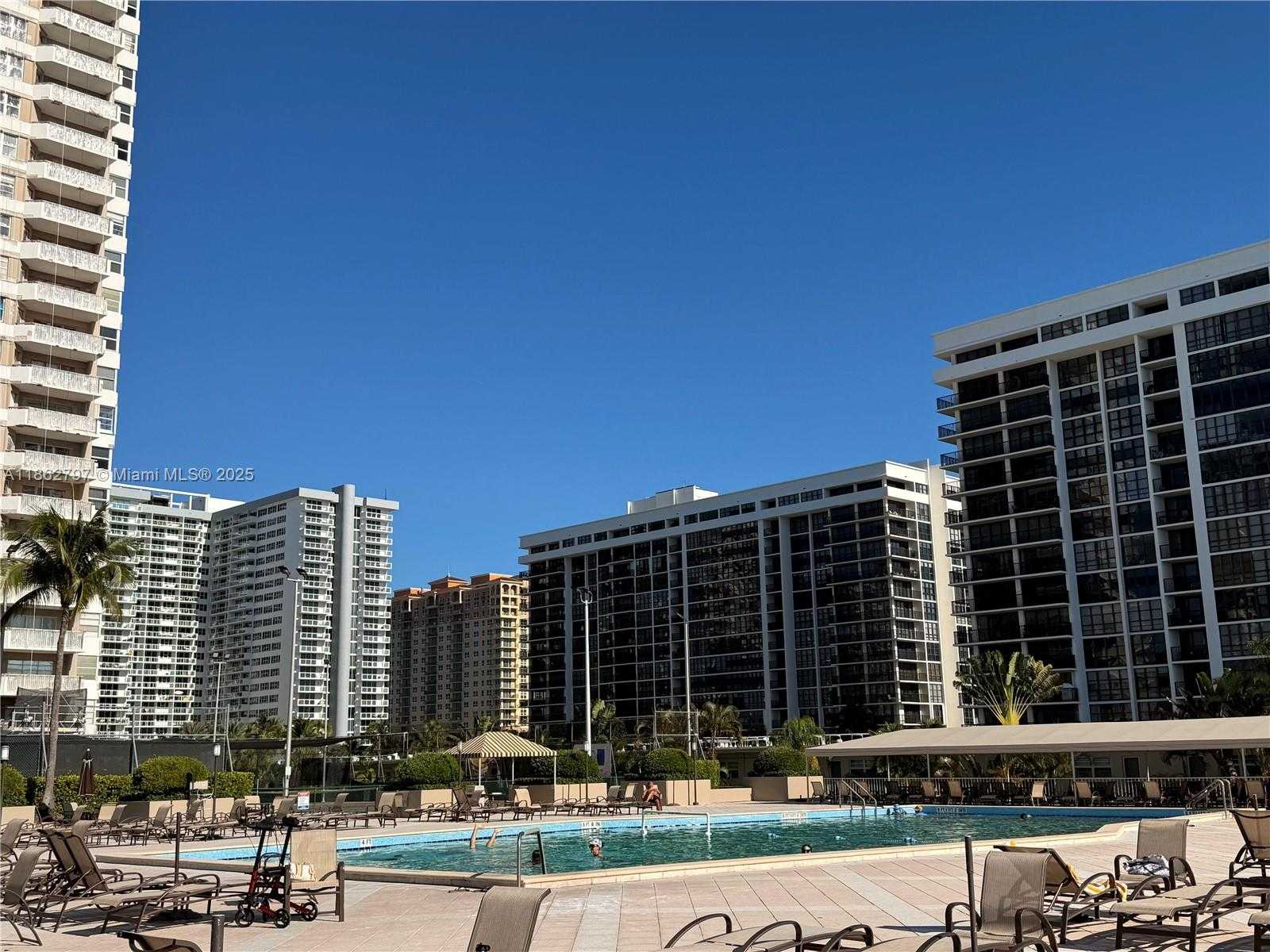 Small Image of 1965 SOUTH OCEAN DR #LD, Hallandale Beach Number 22