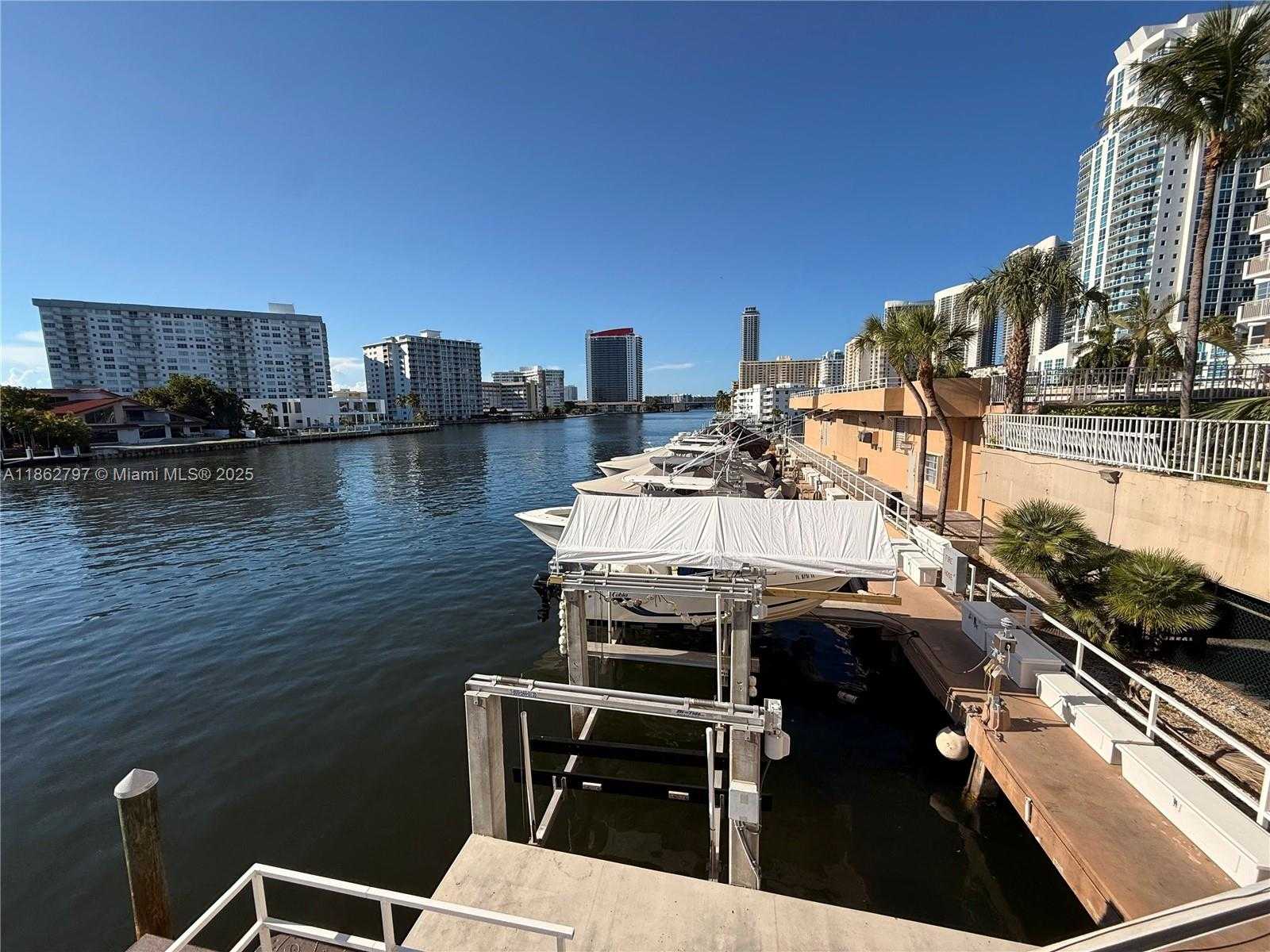 Small Image of 1965 SOUTH OCEAN DR #LD, Hallandale Beach Number 23
