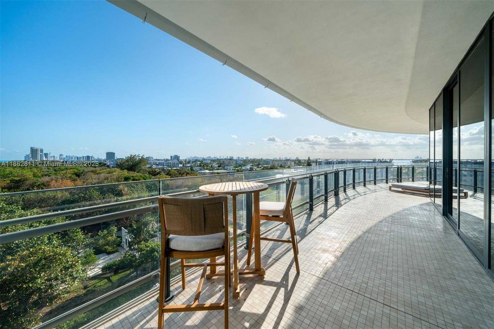 Small Image of 8701 COLLINS AVE #606, Miami Beach Number 36