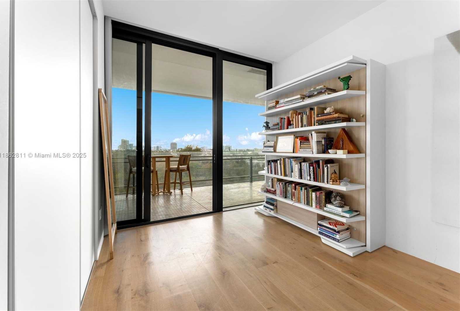 Small Image of 8701 COLLINS AVE #606, Miami Beach Number 9