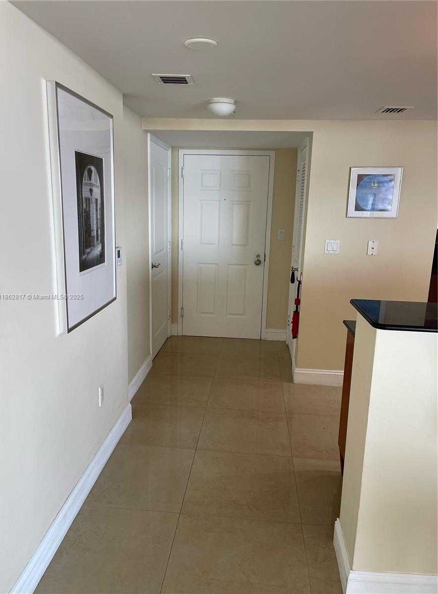 Small Image of Sunny Isles Beach Number 6