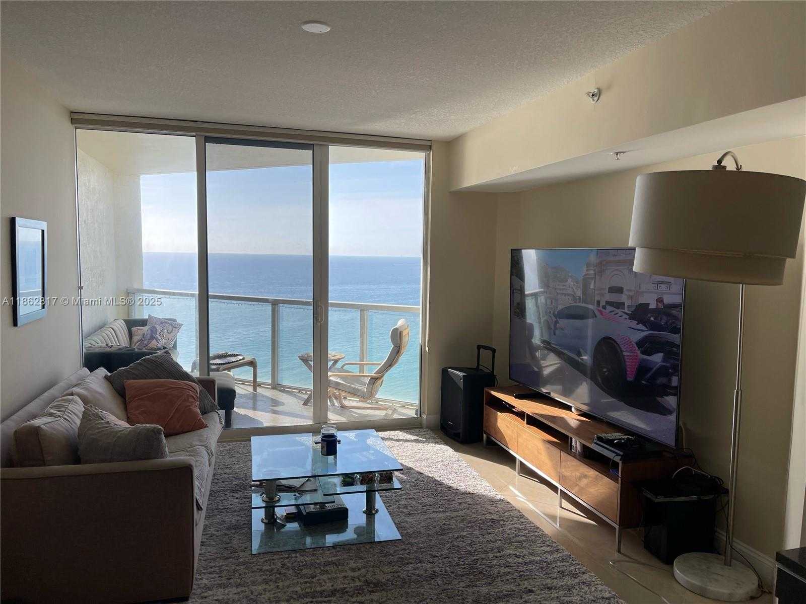Small Image of Sunny Isles Beach Number 8