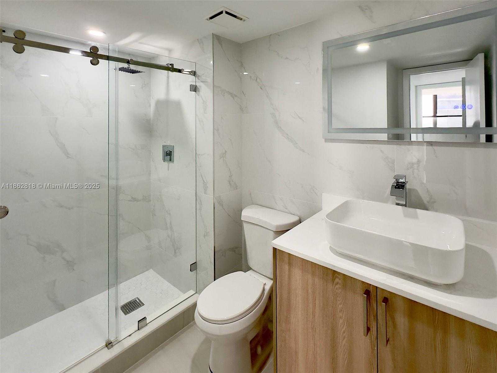 Small Image of 18151 NORTH EAST 31ST CT #904, Aventura Number 24