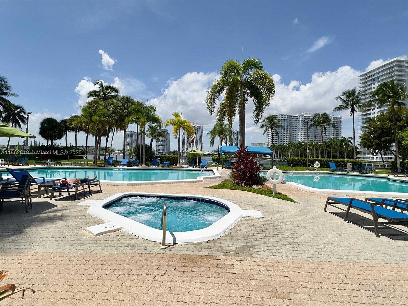 Small Image of 18151 NORTH EAST 31ST CT #904, Aventura Number 30