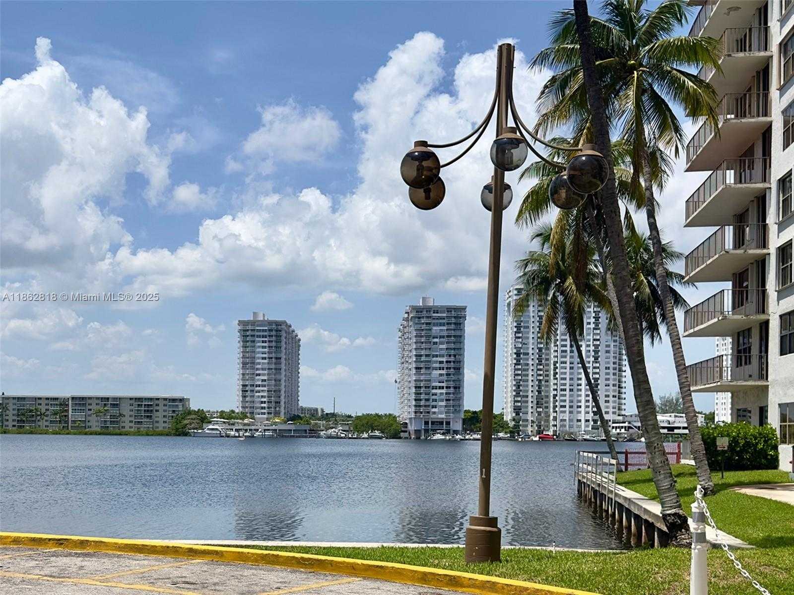 Small Image of 18151 NORTH EAST 31ST CT #904, Aventura Number 33