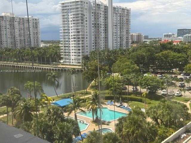 Small Image of 18151 NORTH EAST 31ST CT #904, Aventura Number 6