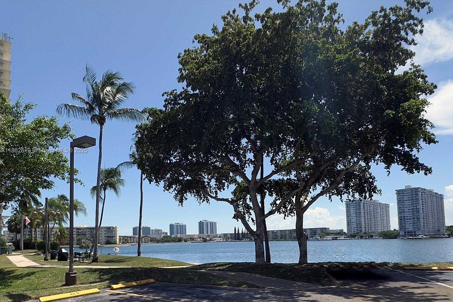 Small Image of 18181 NORTH EAST 31ST CT #505, Aventura Number 16