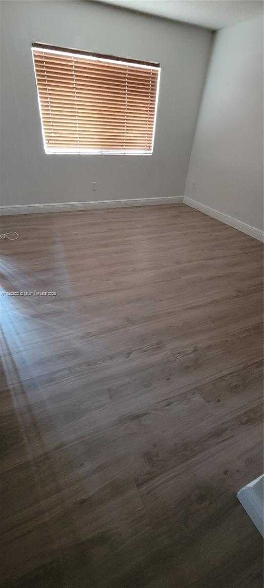 Small Image of 18840 NORTH WEST 57 AVE #205, Hialeah Number 2