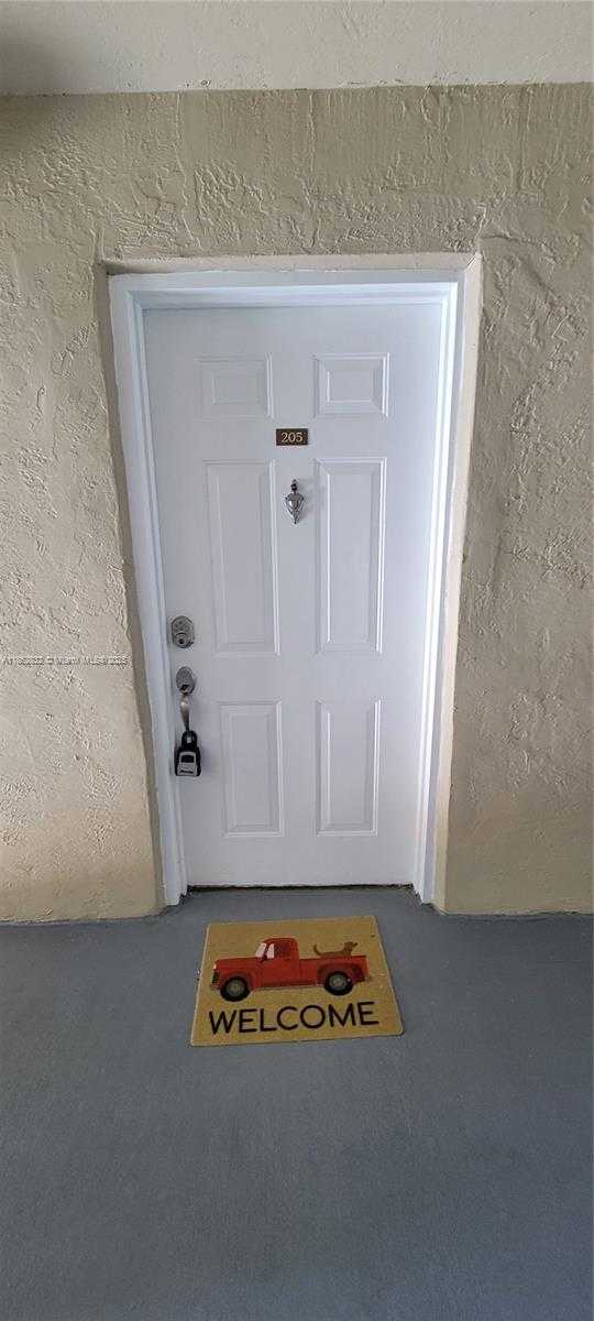 Small Image of 18840 NORTH WEST 57 AVE #205, Hialeah Number 5