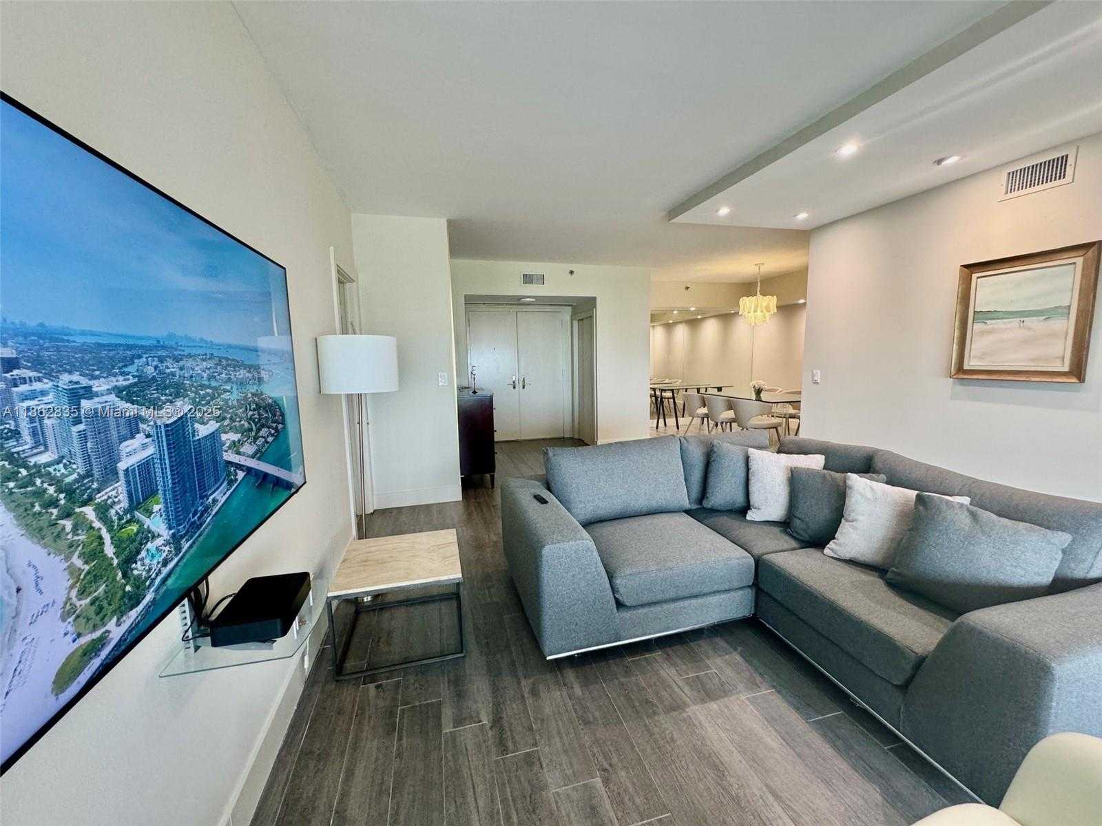 Small Image of 20281 EAST COUNTRY CLUB DR #2405, Aventura Number 16
