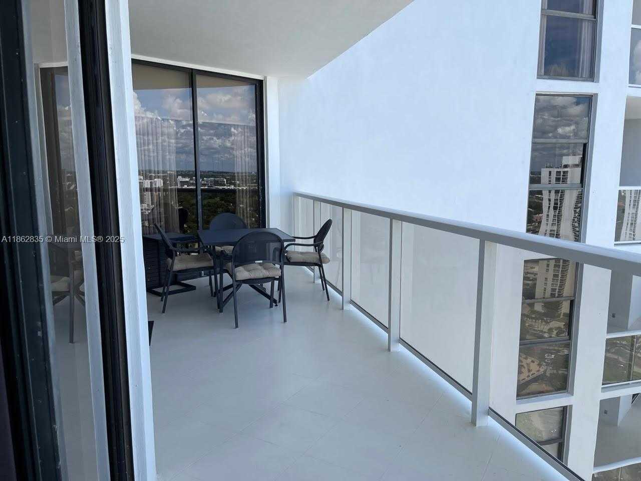 Small Image of 20281 EAST COUNTRY CLUB DR #2405, Aventura Number 25