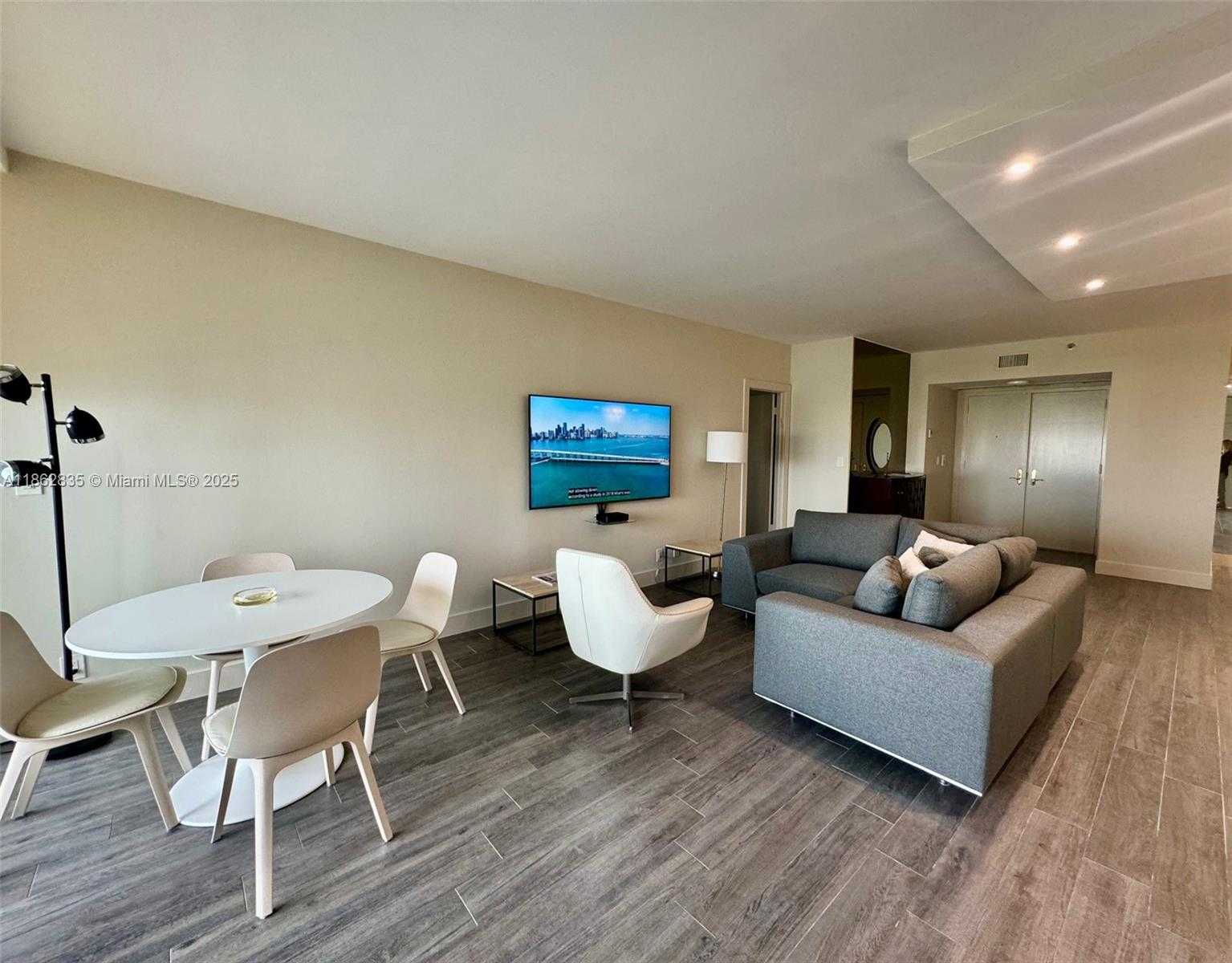 Small Image of 20281 EAST COUNTRY CLUB DR #2405, Aventura Number 33